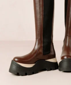 ALOHAS Roxie Chess Coffee Brown 19 ALOHAS Roxie Chess Coffee Brown