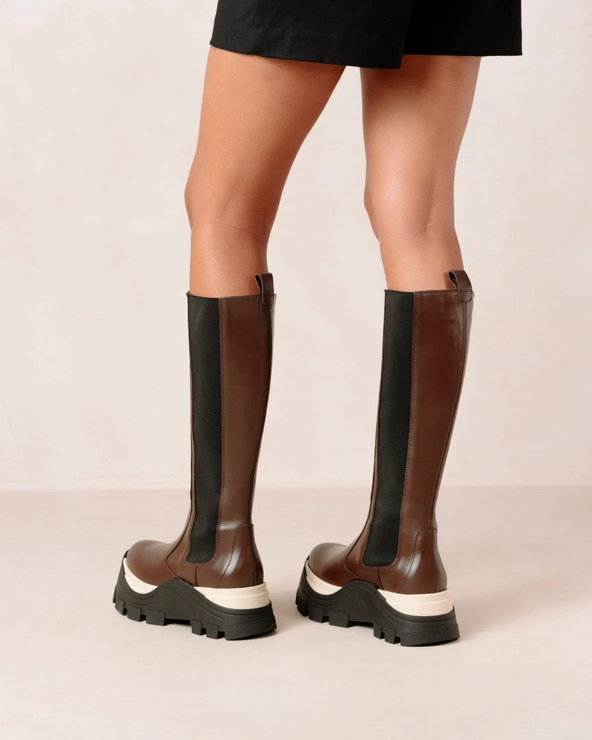 ALOHAS Roxie Chess Coffee Brown 5 ALOHAS Roxie Chess Coffee Brown