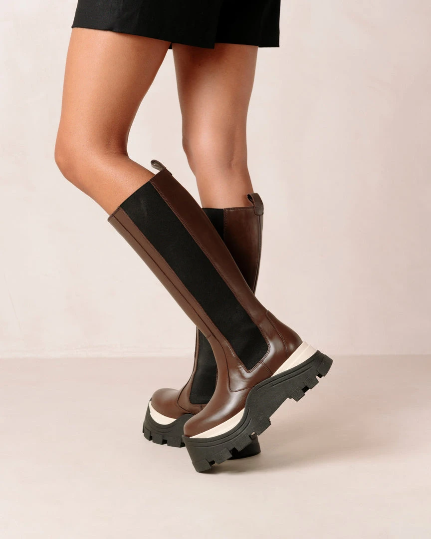 ALOHAS Roxie Chess Coffee Brown 2 ALOHAS Roxie Chess Coffee Brown