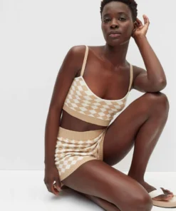 ALOHAS Snug Top Toasted Almond Beige 11 ALOHAS Snug Top Toasted Almond Beige