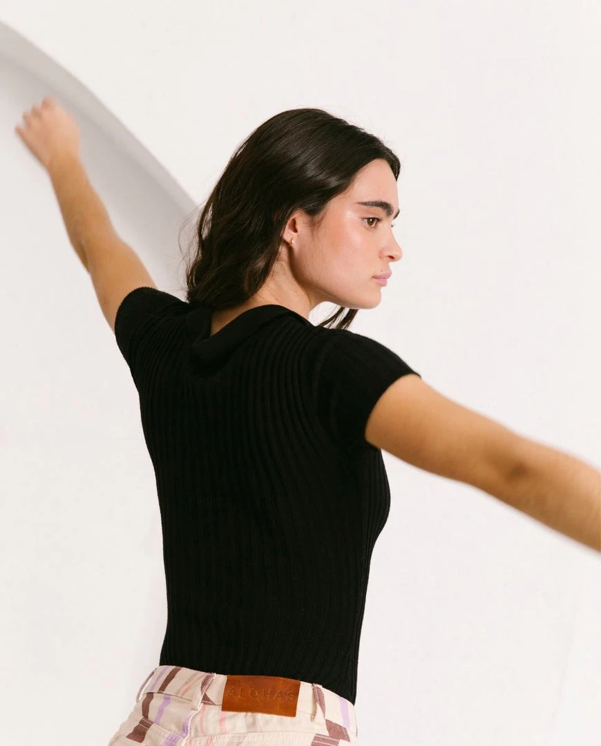 ALOHAS Soft Retro Body Black Clothing 2 ALOHAS Soft Retro Body Black Clothing