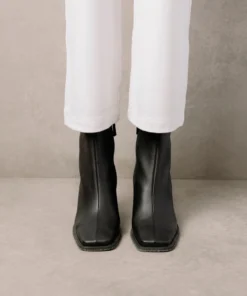 ALOHAS South Corn Black Shoes 14 ALOHAS South Corn Black Shoes