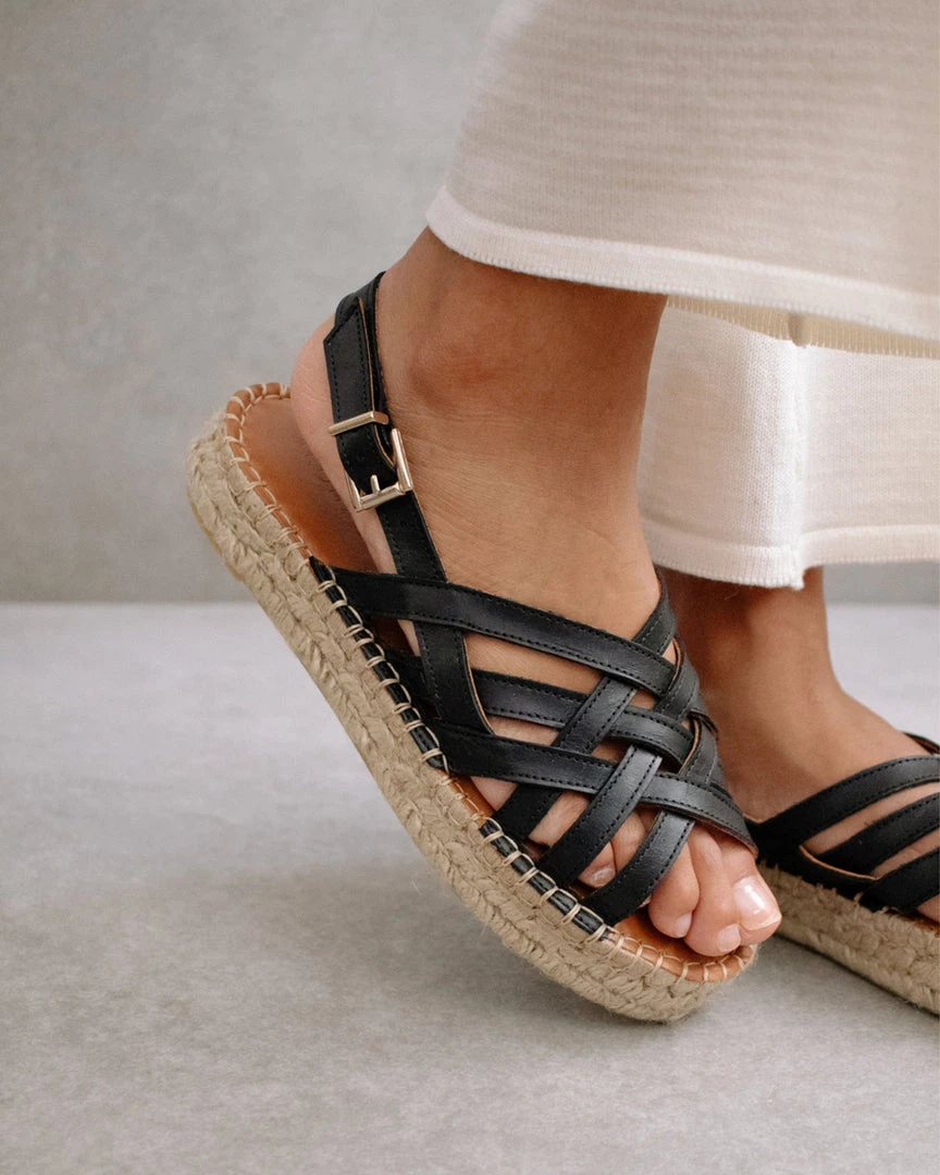 ALOHAS Souvenir Black Shoes 6 ALOHAS Souvenir Black Shoes