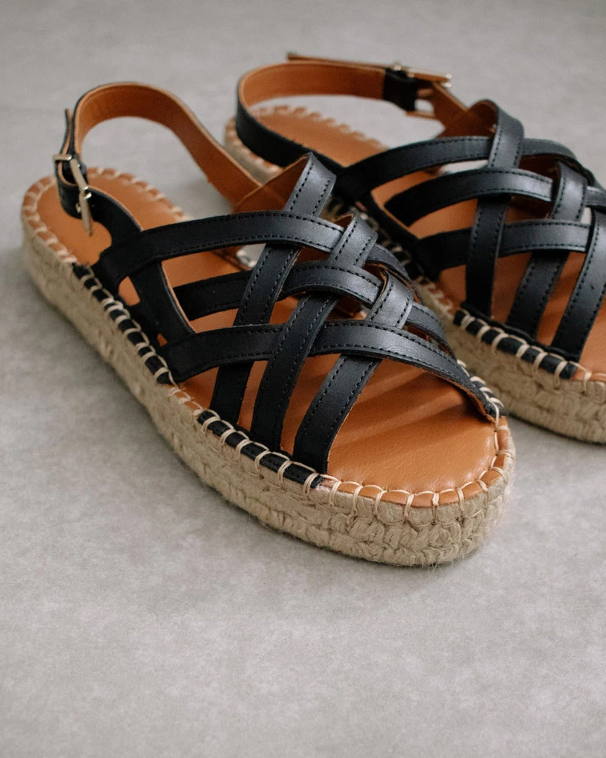 ALOHAS Souvenir Black Shoes 7 ALOHAS Souvenir Black Shoes