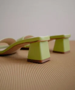 Svegan Shoes Squared Acid Green