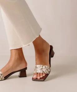 Svegan Squared Kalon Brown Shoes