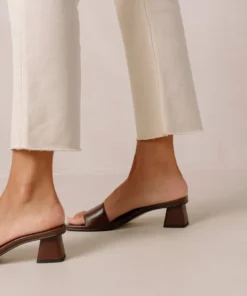 Svegan Squared Umber Brown Shoes