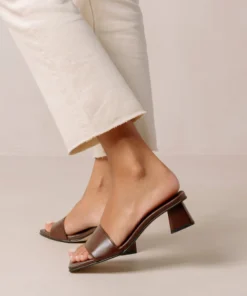 Svegan Squared Umber Brown Shoes