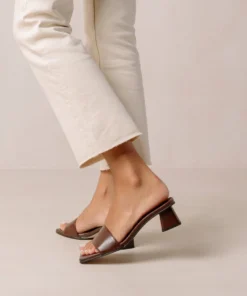 Svegan Squared Umber Brown Shoes