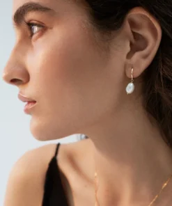 ALOHAS Teardrop Pearl Earrings Gold