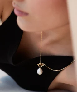 ALOHAS Accessories Teardrop Pearl Necklace Gold