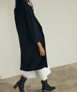 ALOHAS Temptation Coat Black