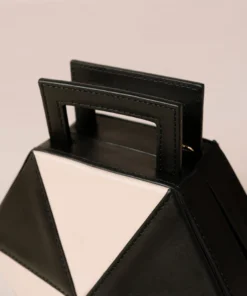 ALOHAS The K Black Cream Accessories 19 ALOHAS The K Black Cream Accessories