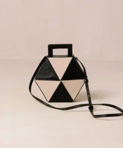 ALOHAS The K Black Cream Accessories 17 ALOHAS The K Black Cream Accessories