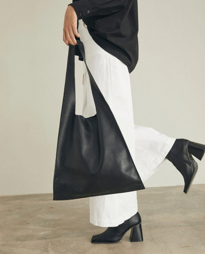 ALOHAS The L Black 1 ALOHAS The L Black