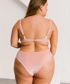 ALOHAS The Pentagon Velvet Pale Pink Clothing