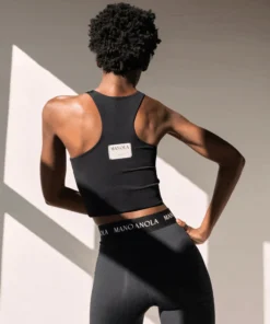 TheManola The U Black Clothing