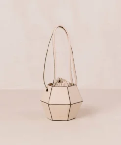 ALOHAS Accessories The V Cream