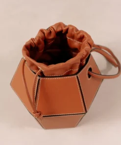 ALOHAS The V Tan 18 ALOHAS The V Tan