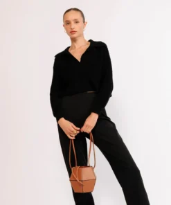 ALOHAS The V Tan 13 ALOHAS The V Tan