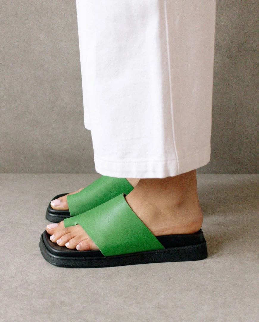 ALOHAS Toe Ring Flop Evergreen 9 ALOHAS Toe Ring Flop Evergreen