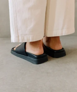 ALOHAS Toe Ring Flop Bicolor Black Tan