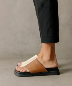 ALOHAS Shoes Toe Ring Flop Bicolor Camel Ivory