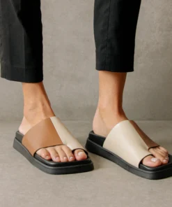 ALOHAS Shoes Toe Ring Flop Bicolor Camel Ivory