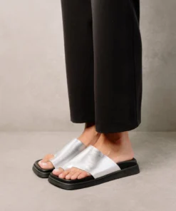 ALOHAS Toe Ring Flop Shimmer Silver Shoes 12 ALOHAS Toe Ring Flop Shimmer Silver Shoes