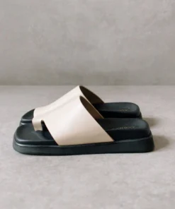 ALOHAS Toe Ring Flop Stone Beige Shoes