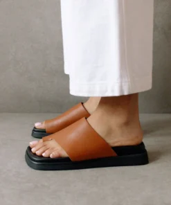 ALOHAS Toe Ring Flop Tan