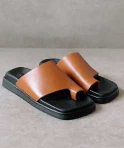 ALOHAS Toe Ring Flop Tan