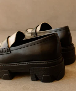 ALOHAS Trailblazer Bicolor Black Ivory Shoes