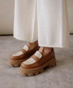 ALOHAS Trailblazer Bicolor Tan Ivory