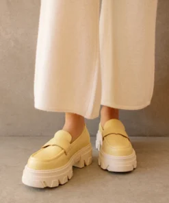 ALOHAS Trailblazer Mellow Yellow Shoes