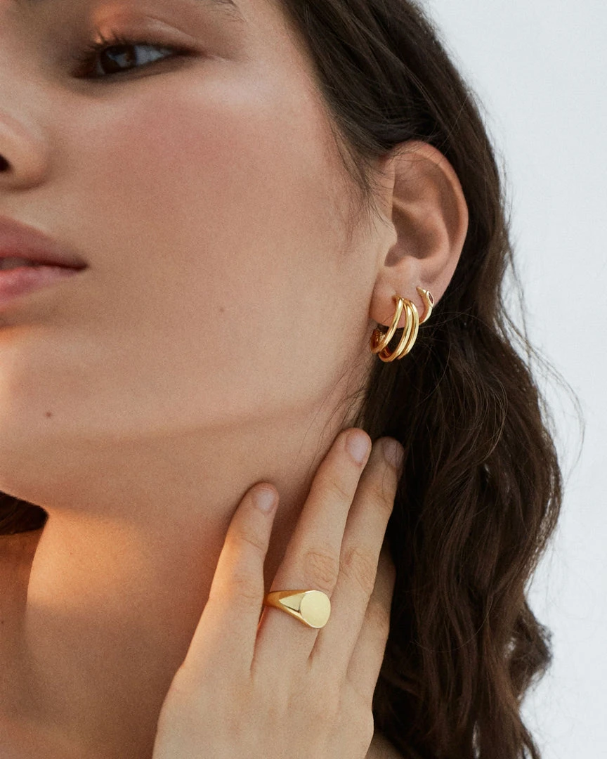 ALOHAS Trilogy Hoop Earrings Gold 6 ALOHAS Trilogy Hoop Earrings Gold