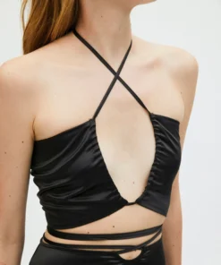 ALOHAS Twirl Top Black Clothing