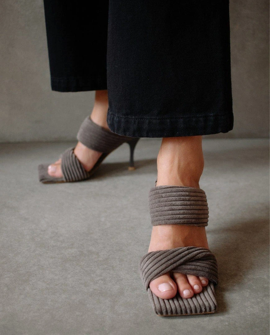 ALOHAS Twist Autumn Coffee Brown Shoes 4 ALOHAS Twist Autumn Coffee Brown Shoes