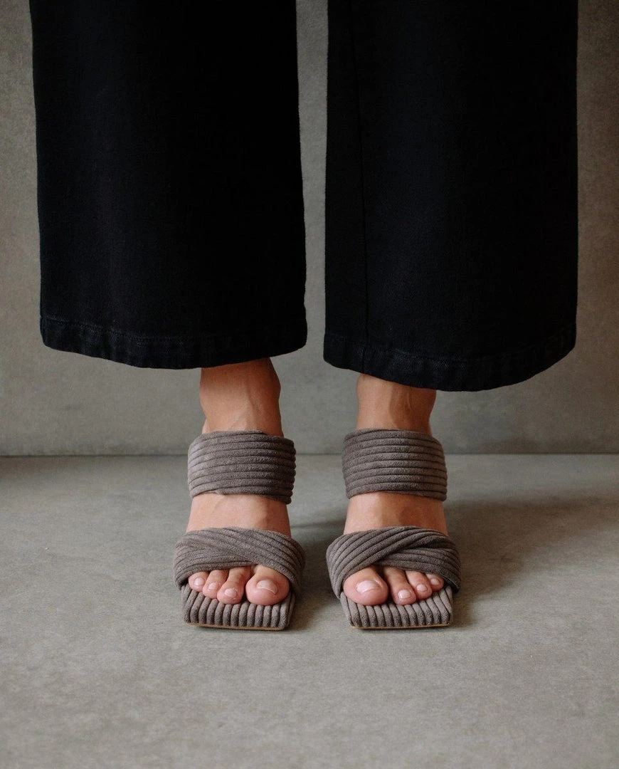 ALOHAS Twist Autumn Coffee Brown Shoes 5 ALOHAS Twist Autumn Coffee Brown Shoes