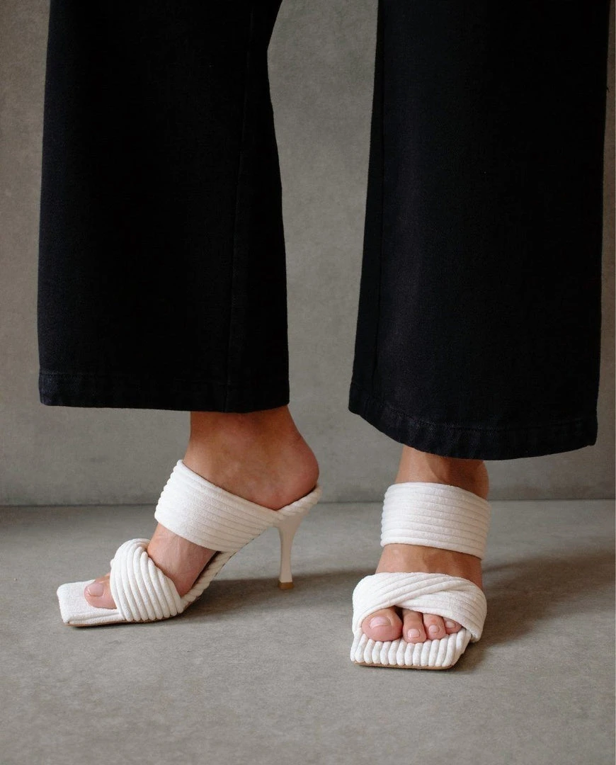 ALOHAS Shoes Twist Autumn Ivory 1 ALOHAS Shoes Twist Autumn Ivory