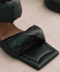 ALOHAS Shoes Twist Strap Black