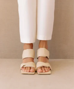 ALOHAS Shoes Twist Strap Corn Ivory