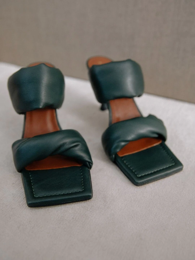 ALOHAS Shoes Twist Strap Green 2 ALOHAS Shoes Twist Strap Green