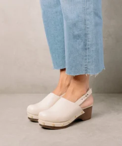 ALOHAS Shoes Vinyl Ivory 23 ALOHAS Shoes Vinyl Ivory