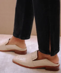 ALOHAS Wanning Moon Beige Croco 11 ALOHAS Wanning Moon Beige Croco