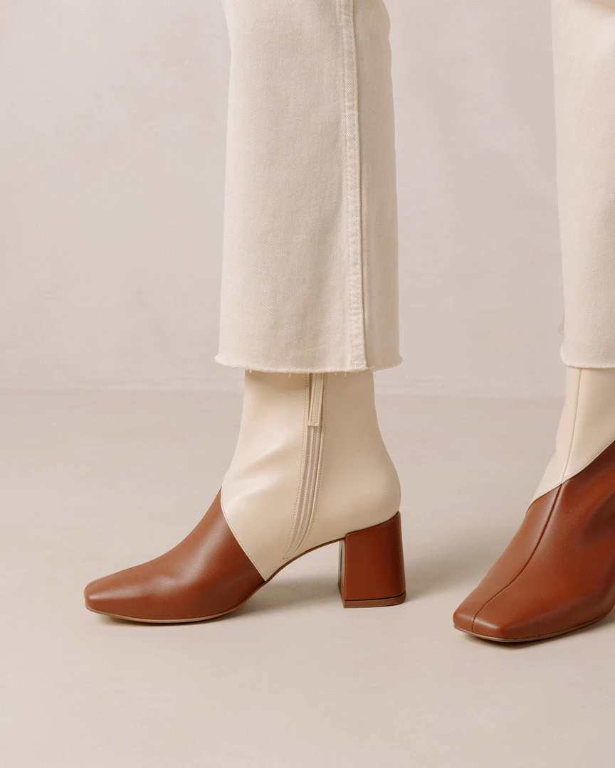 Svegan Shoes Watercolor Gingerbread Warm White 1 Svegan Shoes Watercolor Gingerbread Warm White