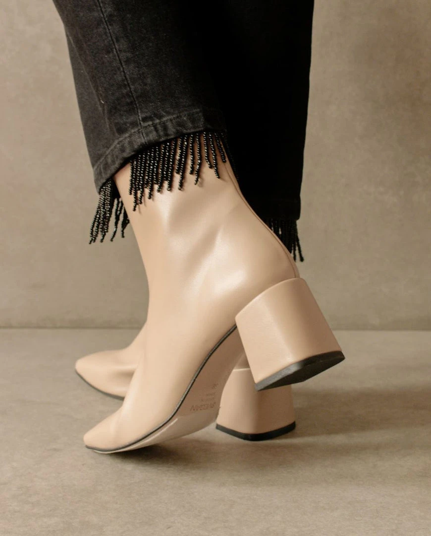 Svegan Watercolor Tahini Beige 2 Svegan Watercolor Tahini Beige