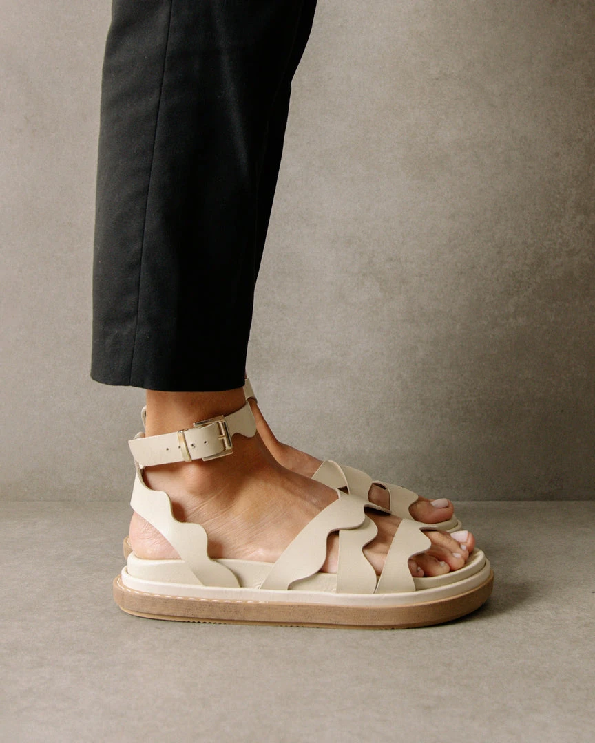 ALOHAS Wavy Ivory Sandals Shoes 7 ALOHAS Wavy Ivory Sandals Shoes