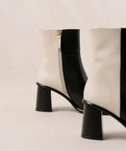 ALOHAS West Black Cream Shoes