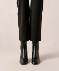 ALOHAS West Black Cream Shoes